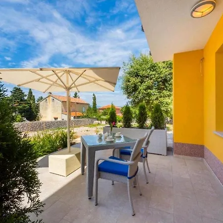 Adriatico Apartment Omisalj